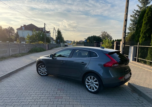 Volvo V40 cena 34950 przebieg: 278900, rok produkcji 2013 z Warszawa małe 781